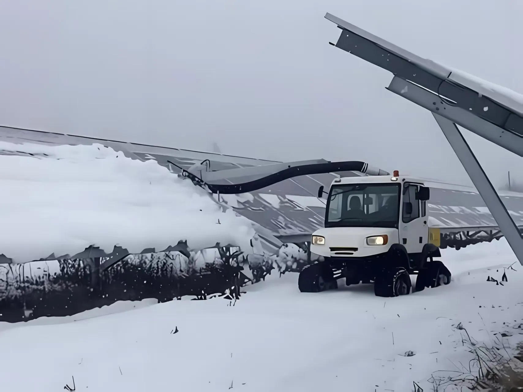 Application of Spur Gear Slew Drive in Photovoltaic Snow Removal Vehicles