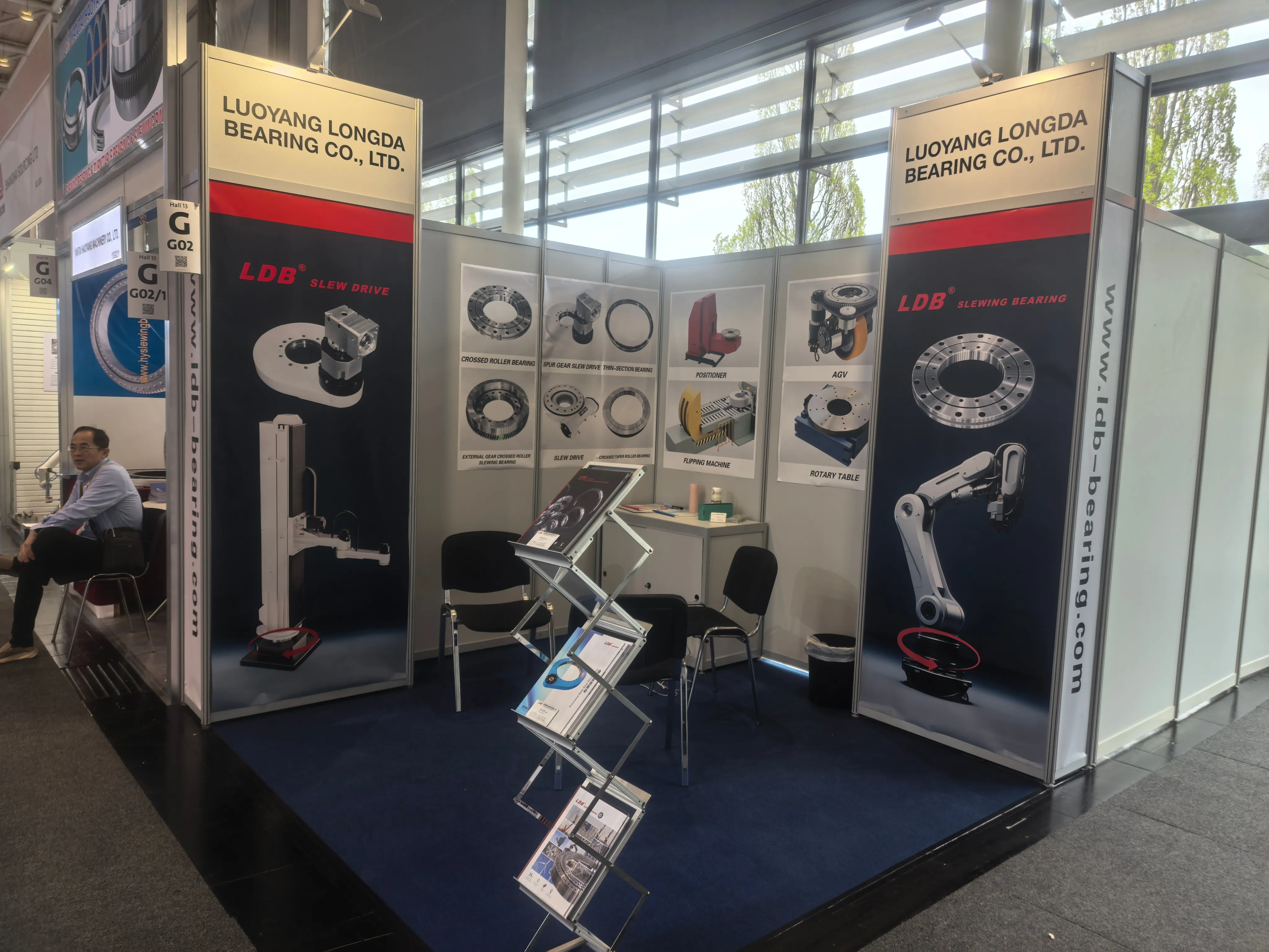 LDB (Luoyang Longda Bearing) Shines at Hannover Messe: Spur Gear Slew Drive Technology Leads New Trends in Rotary Transmission